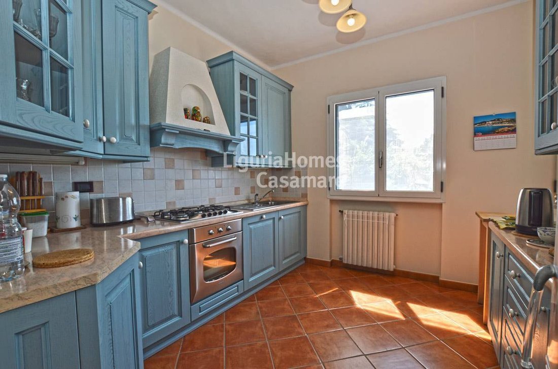Villa in Bordighera, Liguria, Italy 5 - 11297157