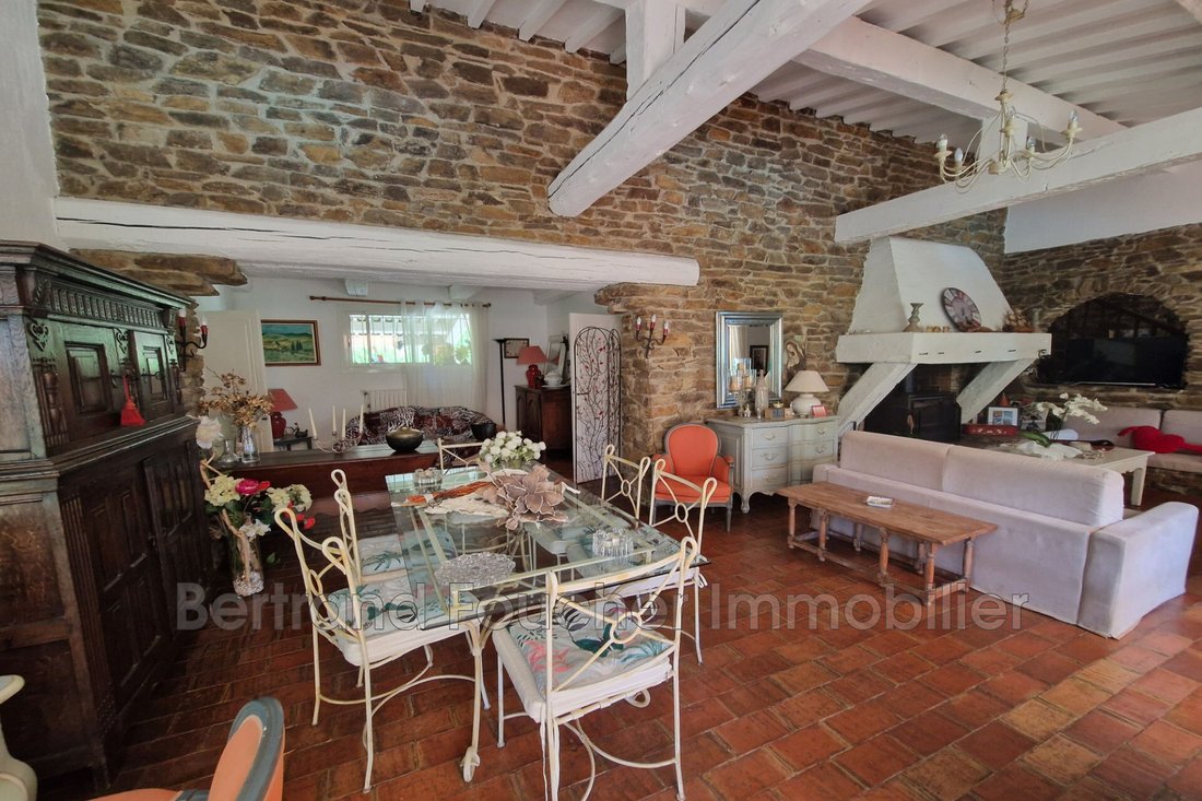 Villa in Sud, Cavalaire-sur-Mer, France 1 - 16131093