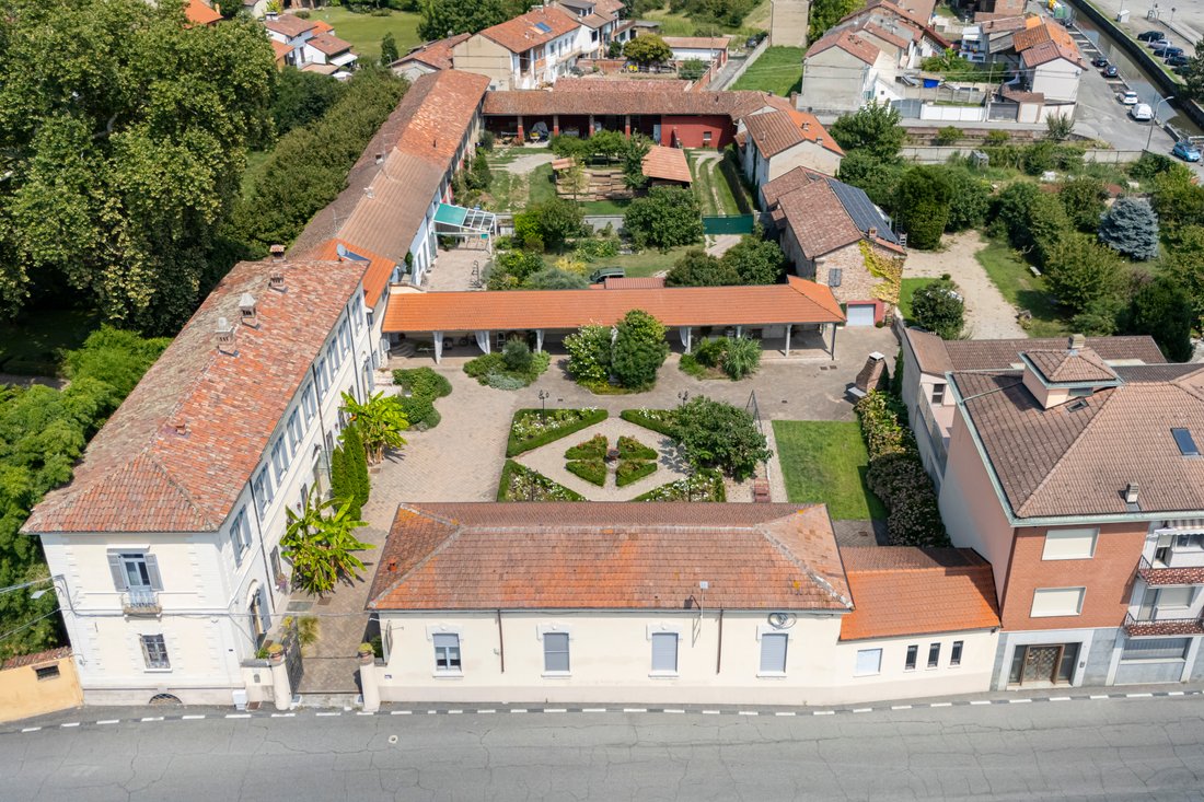 Estate in Villanova Monferrato, Piedmont, Italy 2 - 16135808