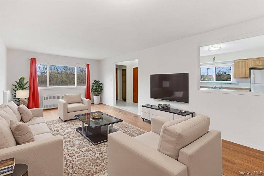 House in New York, New York, United States 4 - 16135500