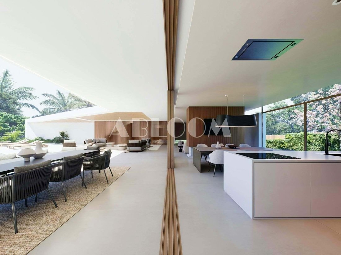 Villa in Vale do Lobo, Almancil, Portugal 2 - 16135374