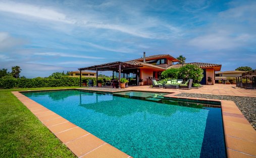 Casa en Navata, Cataluña, España 1