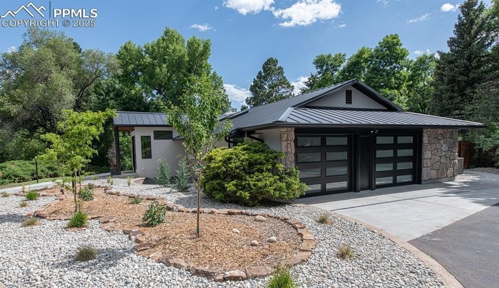 House in Colorado Springs, Colorado, United States 3 - 16135437