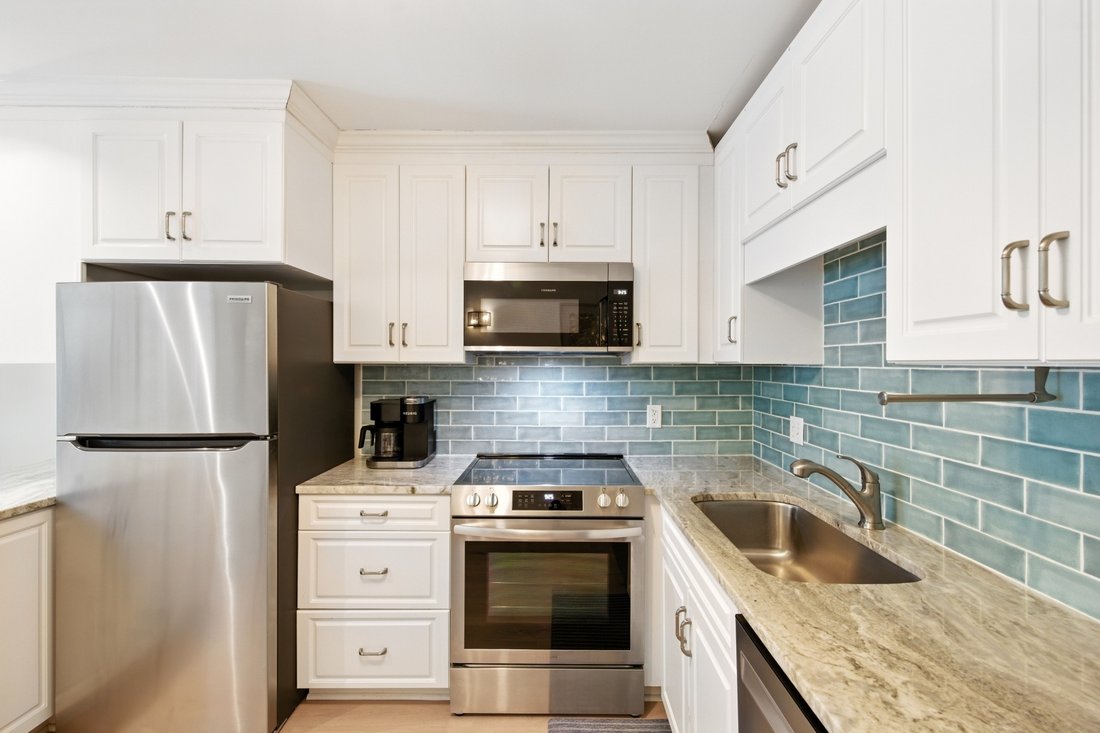 Condo in Hilton Head Island, South Carolina, United States 5 - 16135413