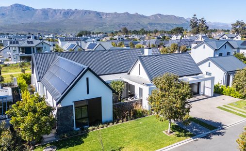 House in Val De Vie Winelands Lifestyle Estate, Western Cape, South Africa 1