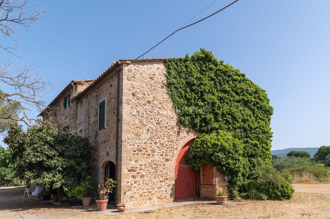 Country House in Ribolla, Tuscany, Italy 2 - 16140048