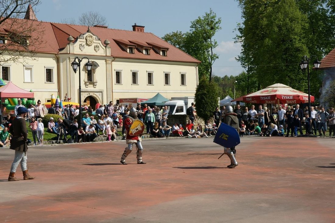 Castle in Tarnowskie Góry, Silesian Voivodeship, Poland 1 - 16158700