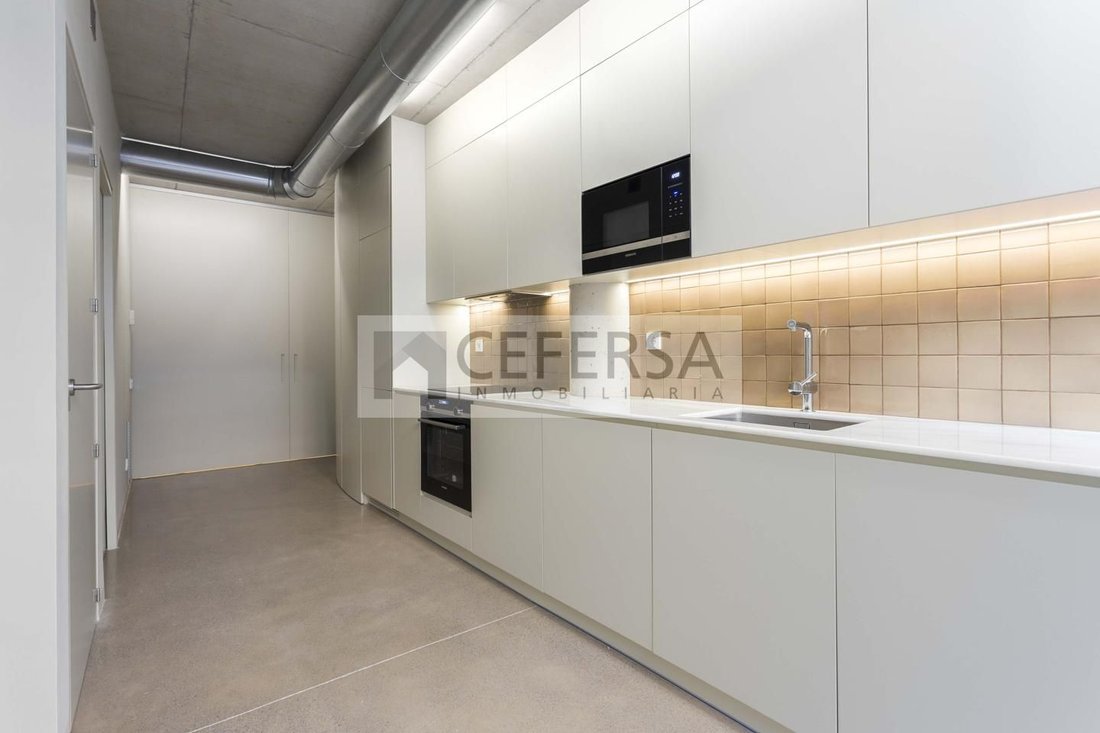 Appartamento a Eixample, Barcellona, Spagna 3 - 16136257