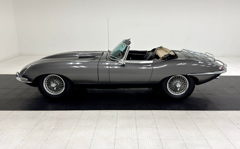 Cabriolet in Morgantown, United States 4 - 16139593