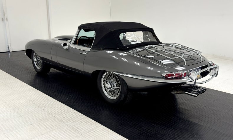 Cabriolet in Morgantown, United States 5 - 16139593