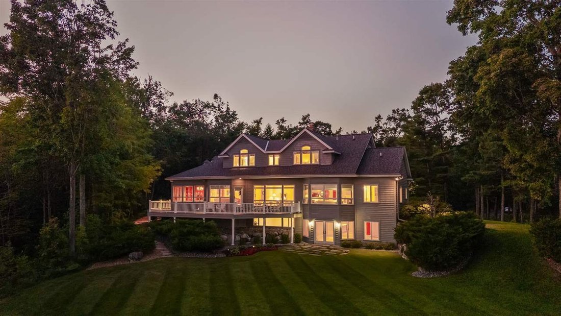 House in Wequetonsing, Michigan, United States 4 - 16136525