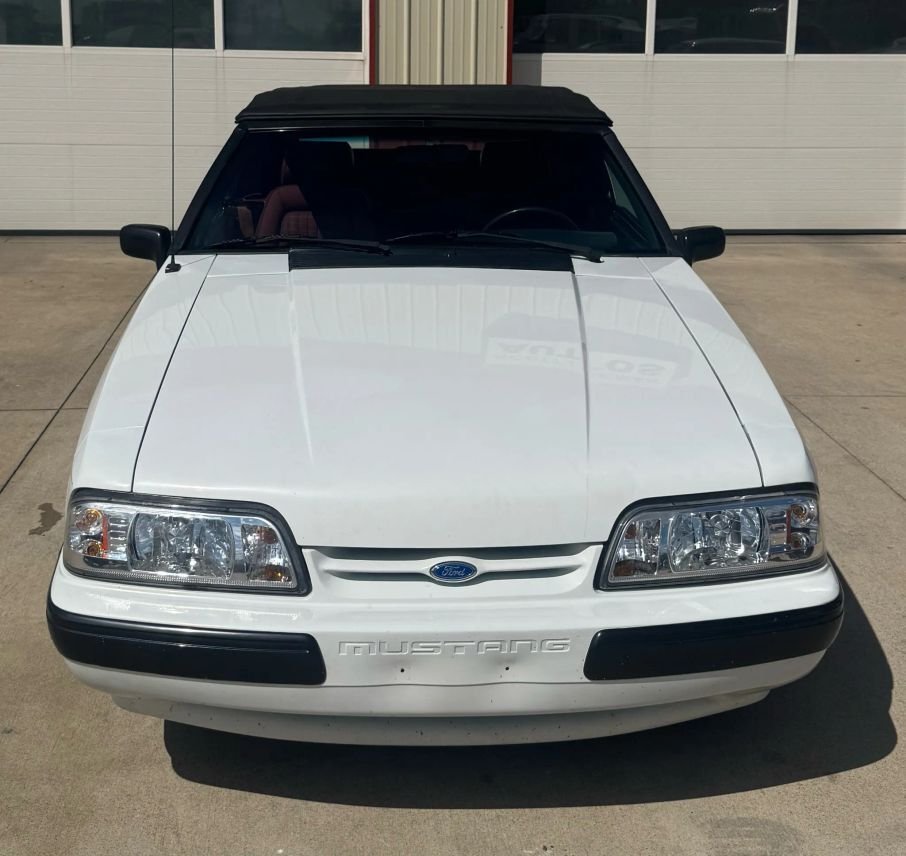Cabriolet in Goodfield, IL, United States 2 - 16140460