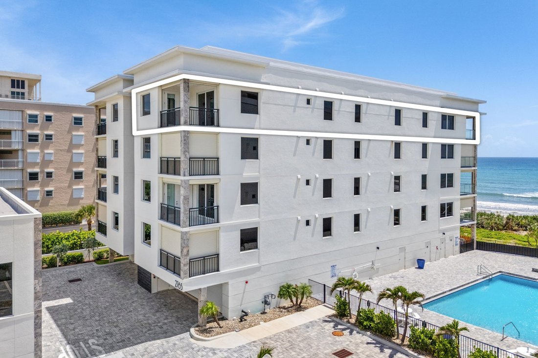 Condo in Indialantic, Florida, United States 2 - 16139872