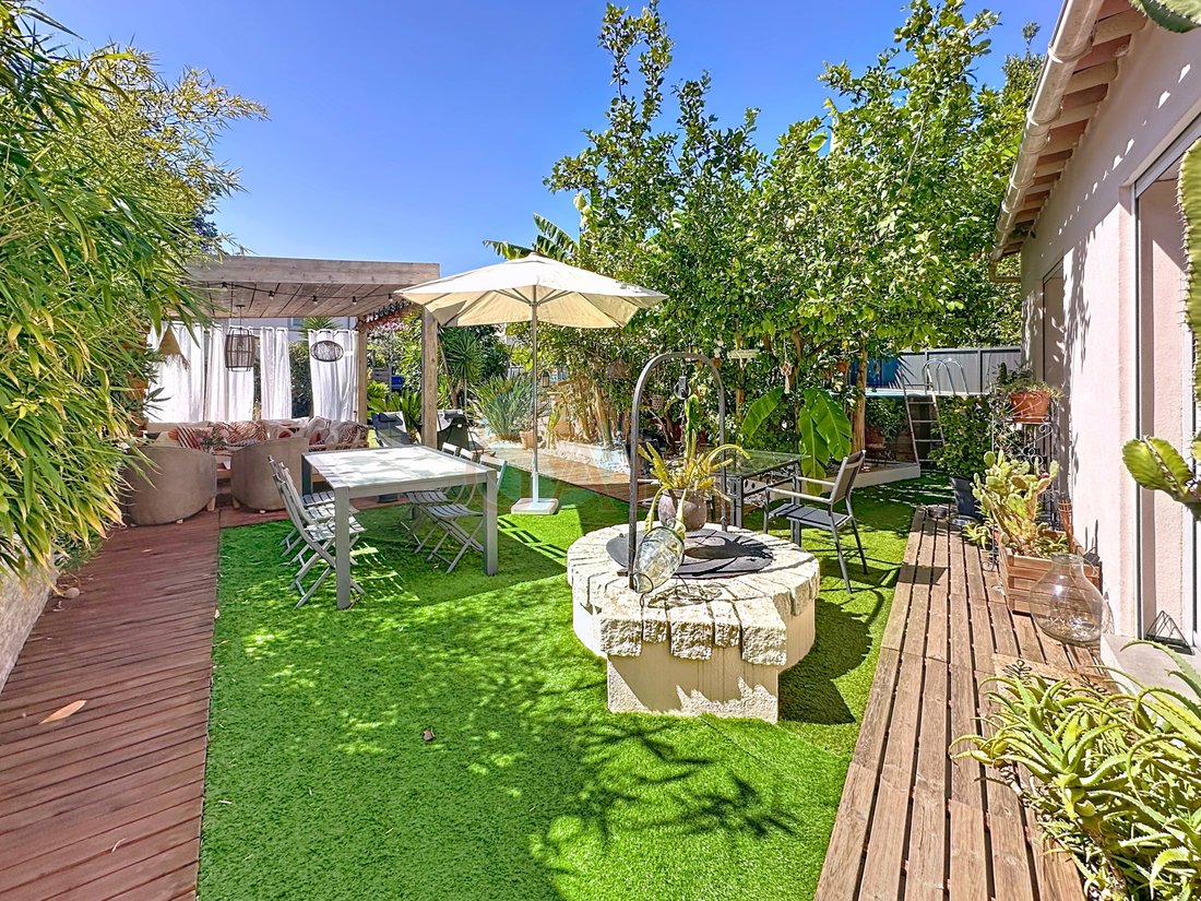 House in Cannes, Provence-Alpes-Côte d'Azur, France 3 - 16144282