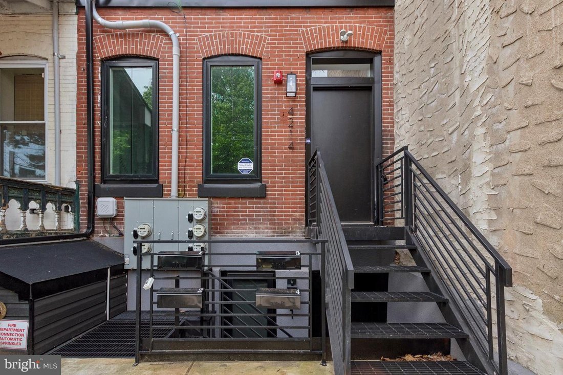 House in Philadelphia, Pennsylvania, United States 3 - 16136543