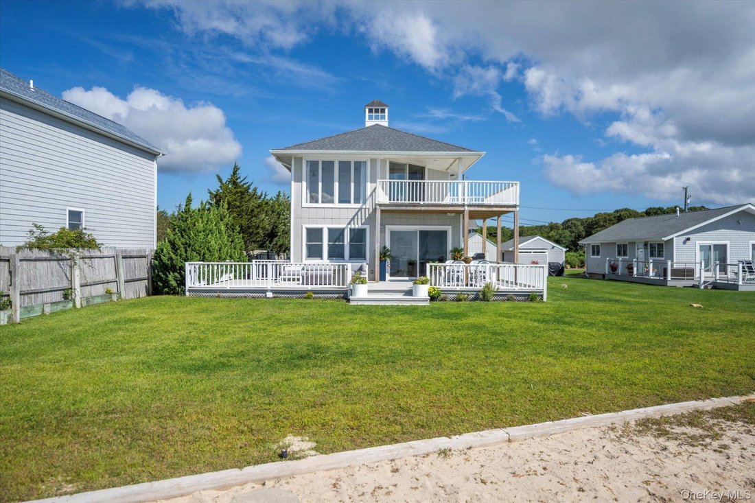 House in Peconic, New York, United States 5 - 16138325