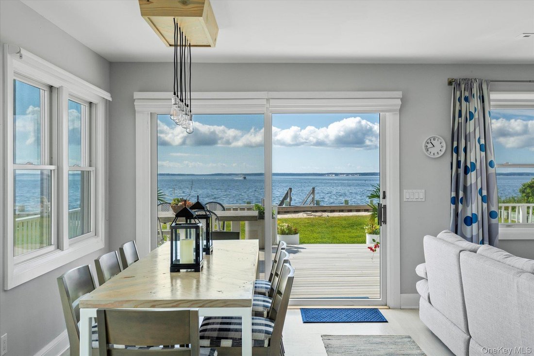 House in Peconic, New York, United States 2 - 16138325