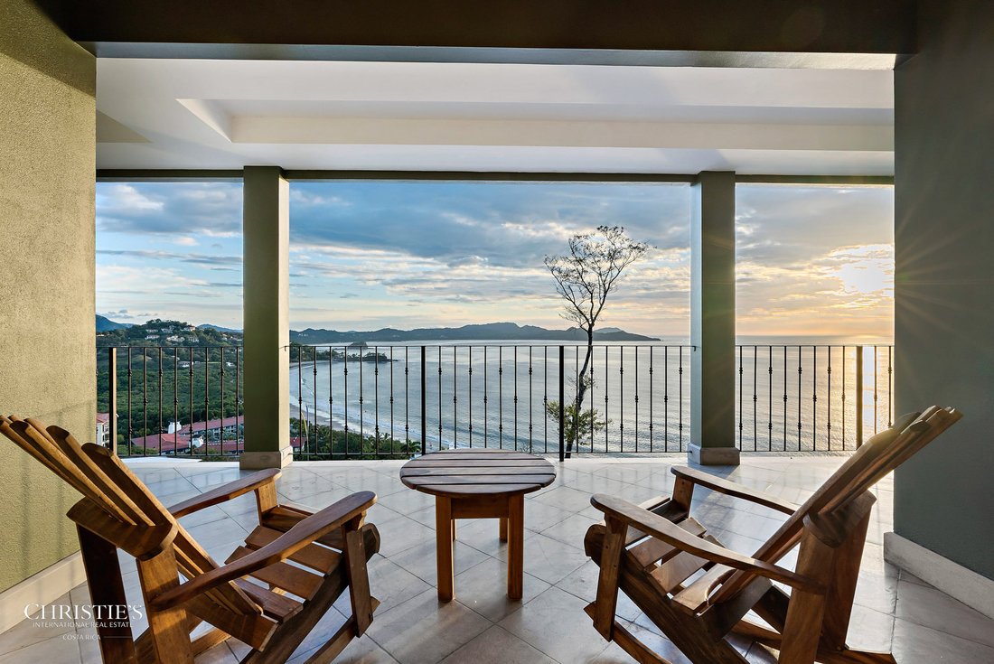Condo in Playa Flamingo, Guanacaste Province, Costa Rica 1 - 16140916