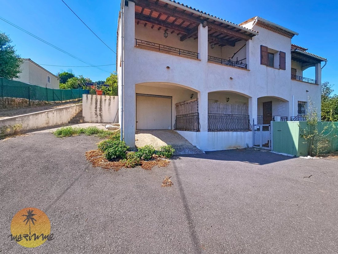 House in Saint-Laurent-du-Var, Provence-Alpes-Côte d'Azur, France 1 - 16135967