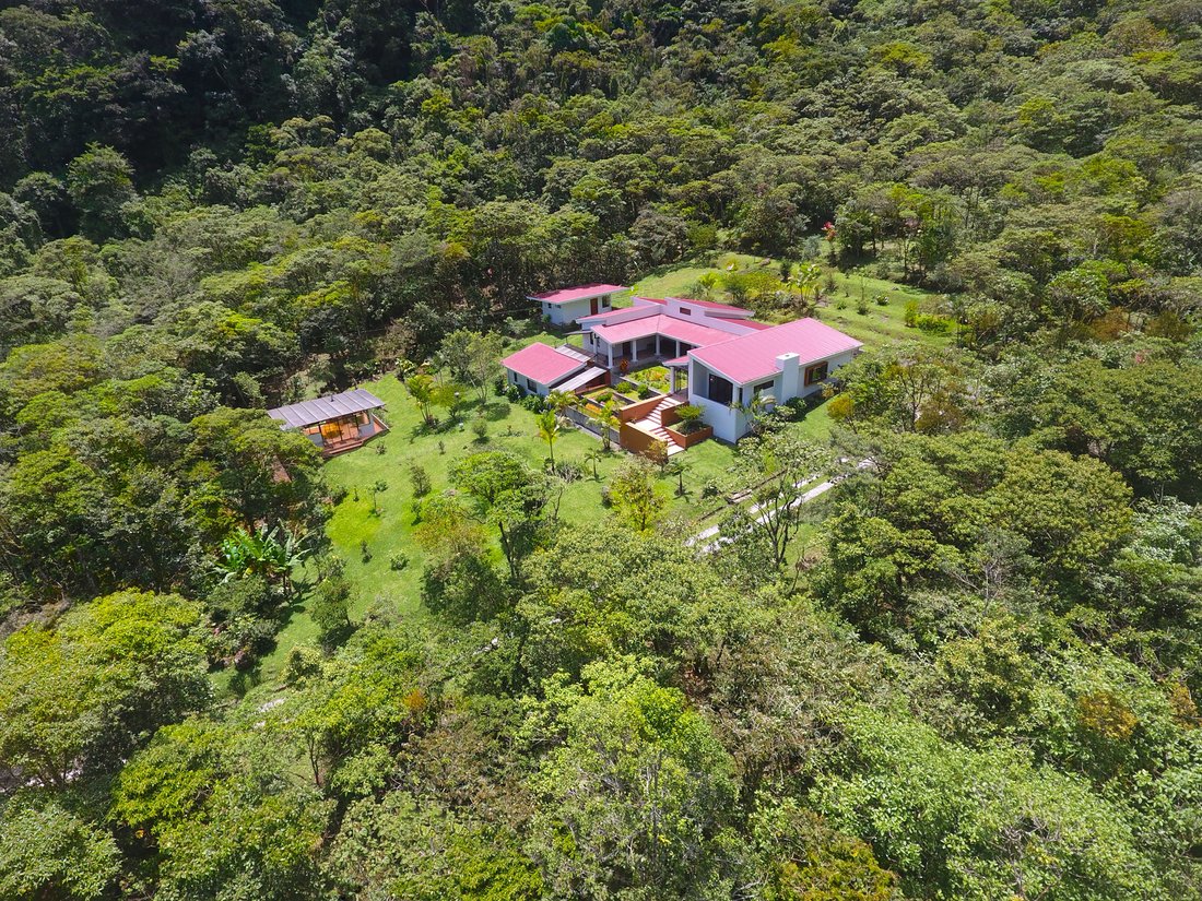 Estate in Cachí, Cartago Province, Costa Rica 2 - 16140024