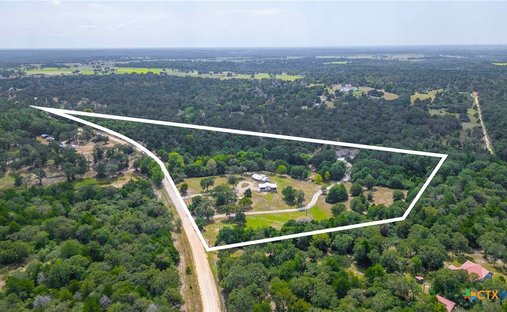 Farm Ranch in Caldwell, Texas, United States 1