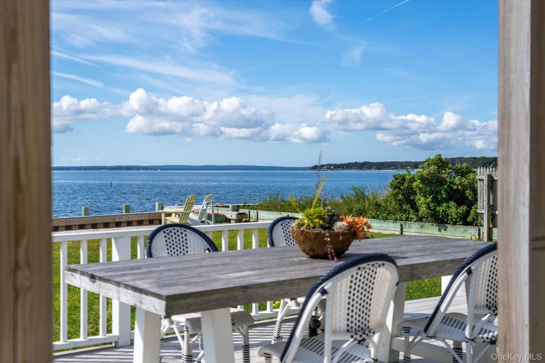 House in Peconic, New York, United States 4 - 16138325