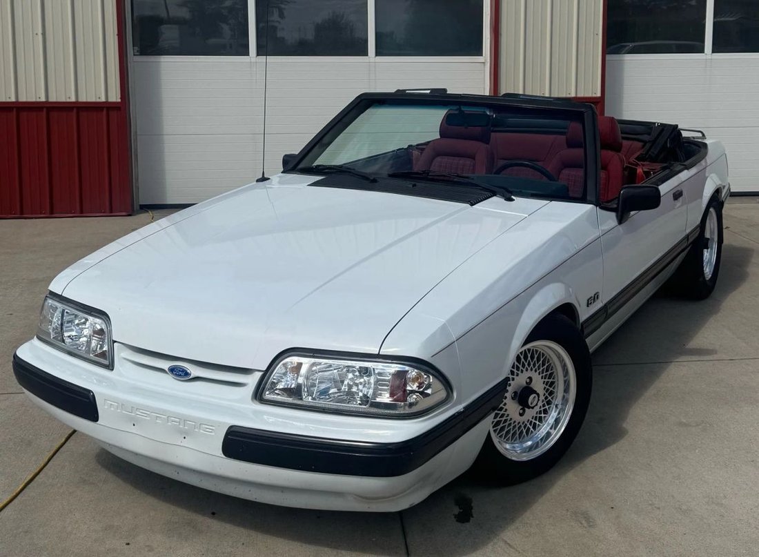 Cabriolet in Goodfield, IL, United States 3 - 16140460