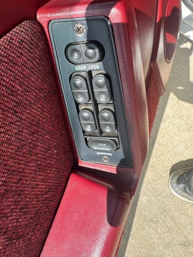 Cabriolet in Goodfield, IL, United States 5 - 16140460