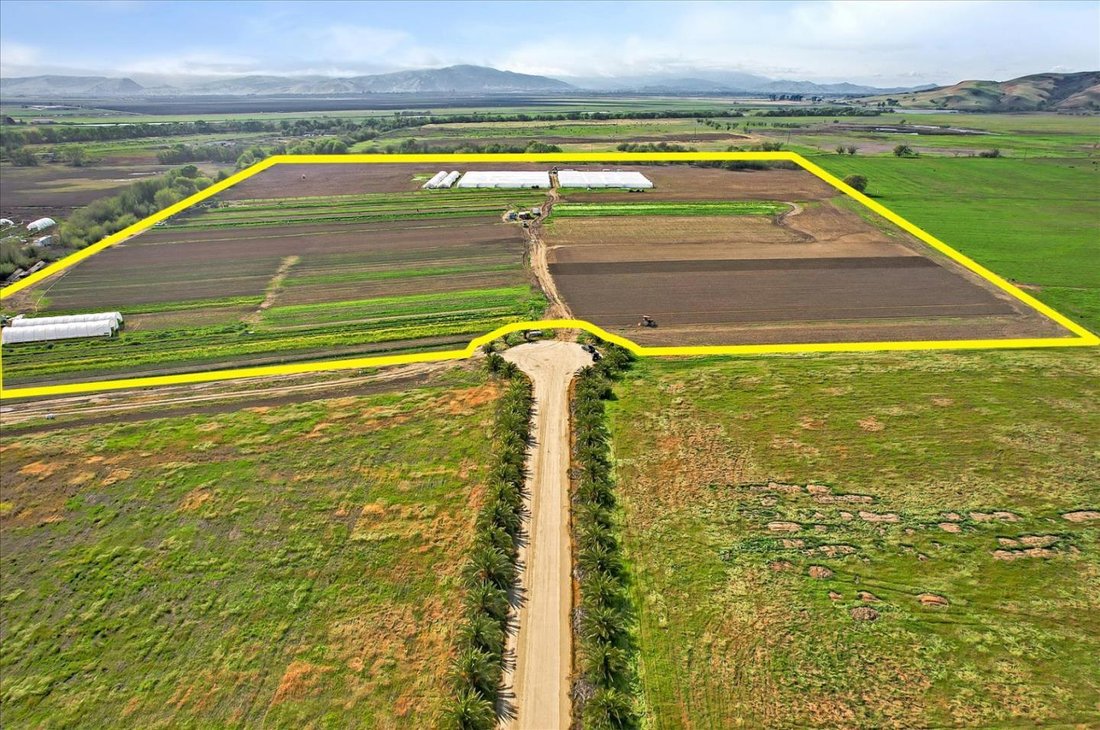 Land in Hollister, California, United States 1 - 16144701