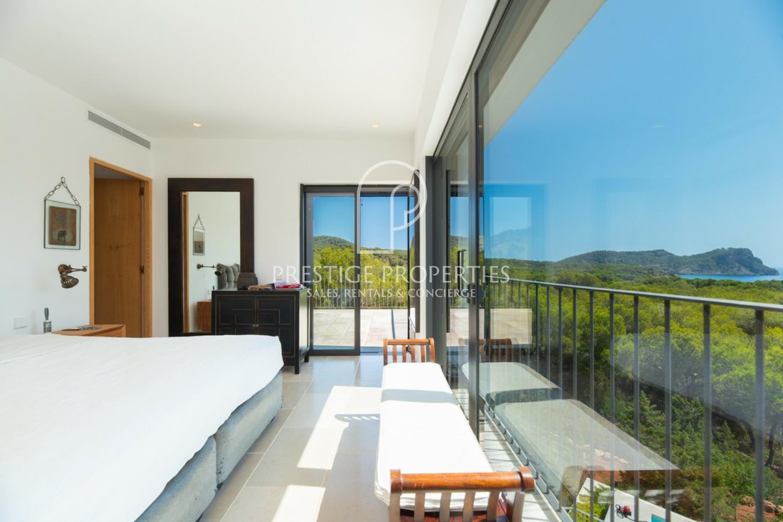 Villa in Cala Llenya, Santa Eularia des Riu, Balearic Islands 4 - 16135818