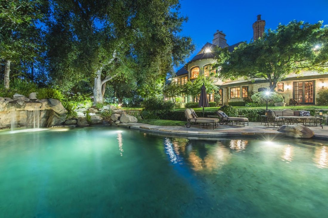 House in Hidden Hills, California, United States 1 - 16143515