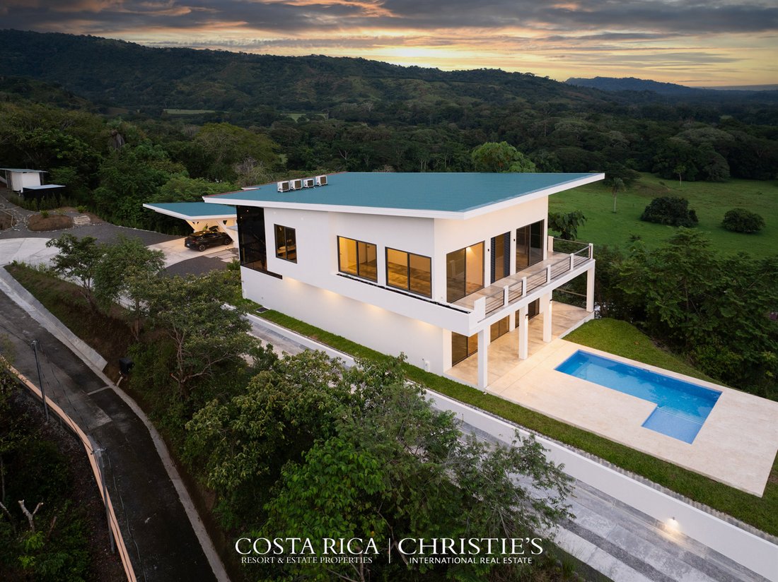 Villa in Playa Hermosa, Puntarenas Province, Costa Rica 4 - 16140152