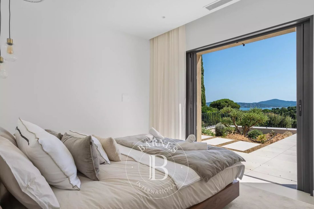 Villa in Grimaud, Provence-Alpes-Côte d'Azur, France 4 - 16144335