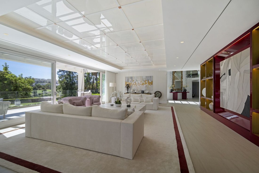 Villa in Nueva Andalucia, Marbella, Spain 2 - 16136344