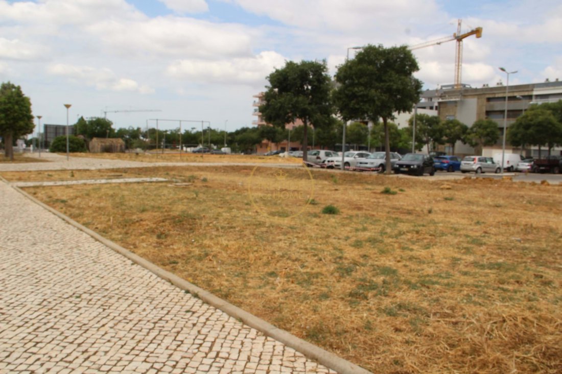 Land in Loule (Sao Clemente), Algarve, Portugal 1 - 16137319