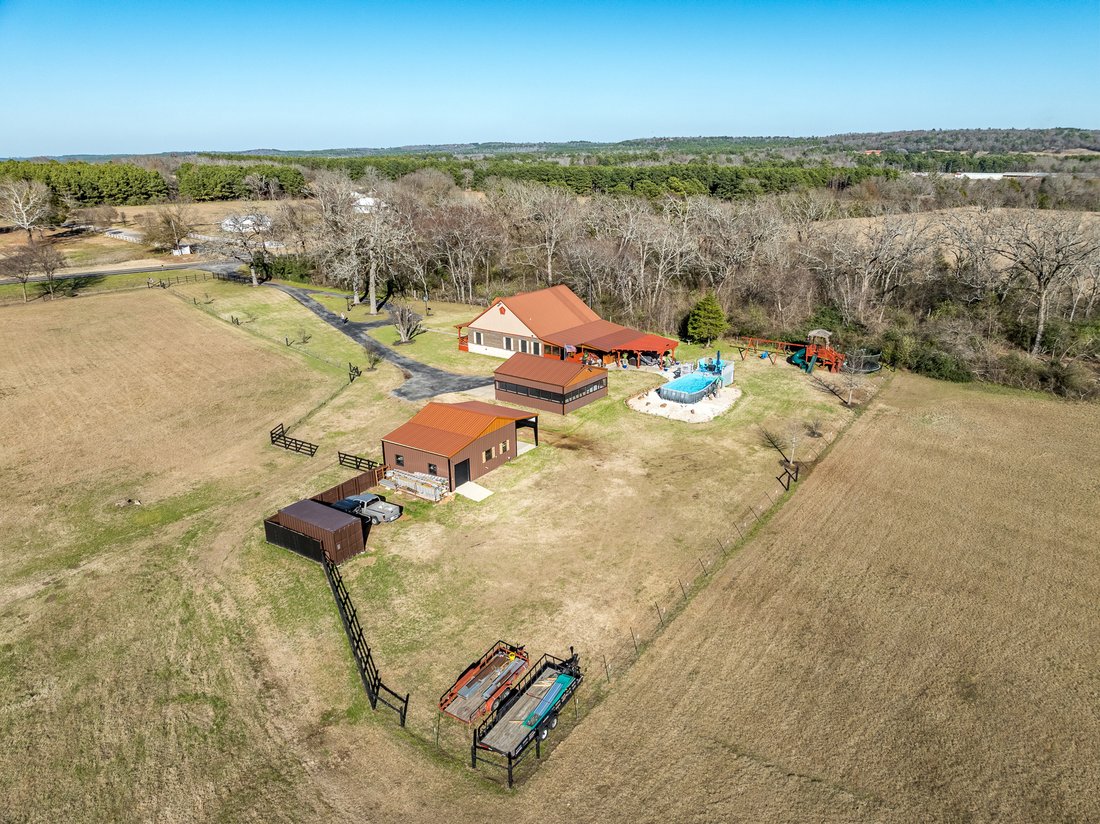 House in Palestine, Texas, United States 3 - 16137606