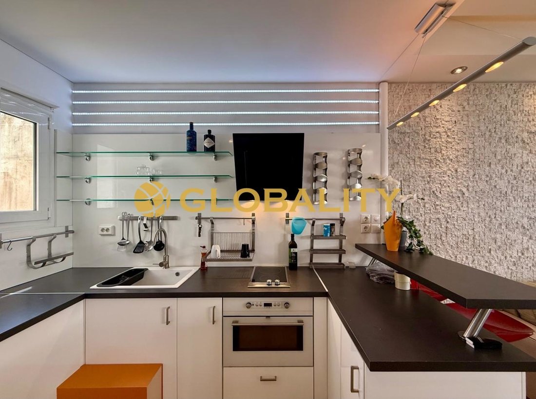 Apartment in Sunoikia Kolonakiou, 1st District of Athens, Athens 2 - 16139025