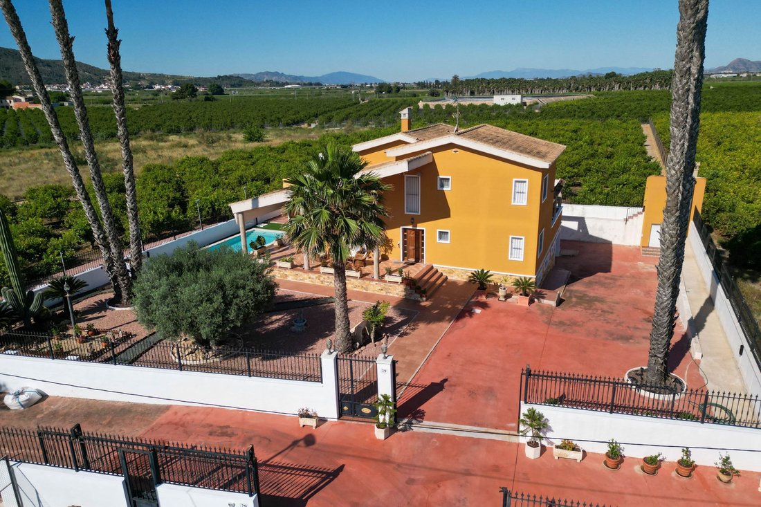 Villa in Orihuela, Valencian Community, Spain 3 - 14021367