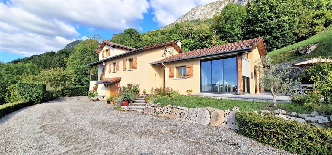 House in Saint-Gervais, Auvergne-Rhône-Alpes, France 1 - 16141462