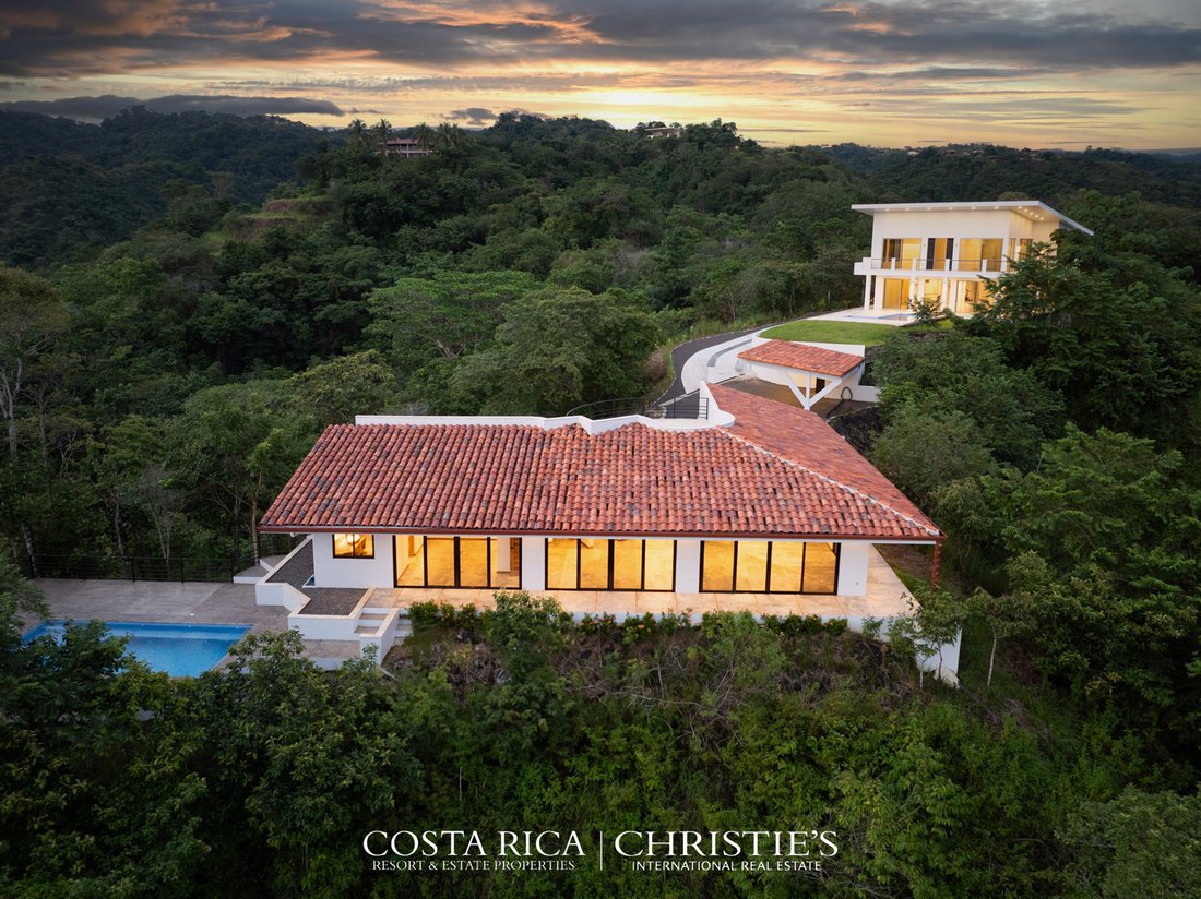 Villa in Playa Hermosa, Puntarenas Province, Costa Rica 3 - 16140152
