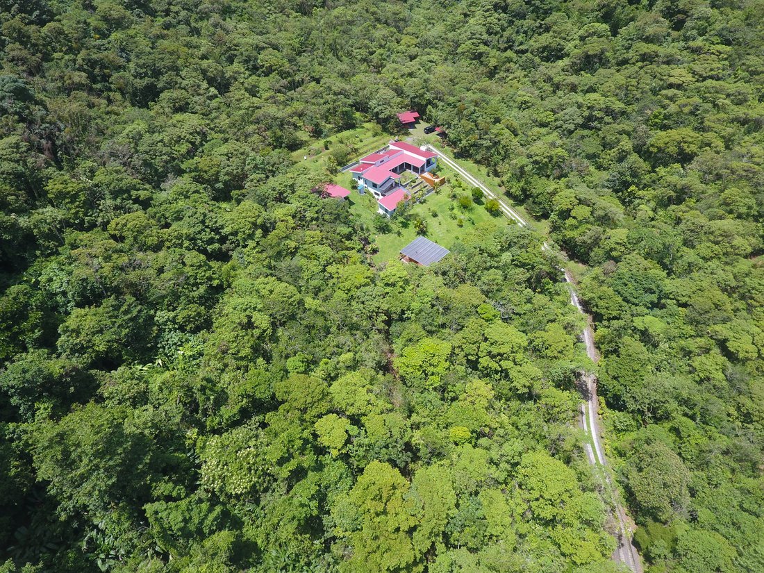 Estate in Cachí, Cartago Province, Costa Rica 1 - 16140024