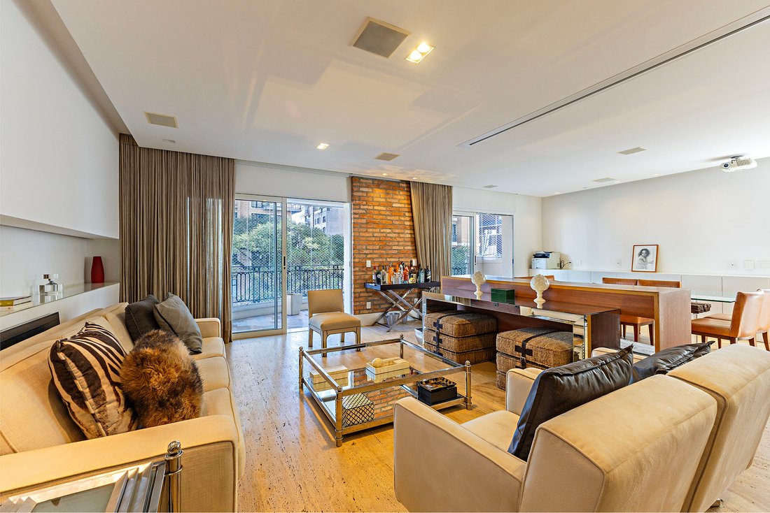 Apartment in São Paulo, State of São Paulo, Brazil 2 - 16118845