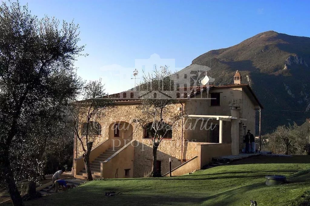 House in Camaiore, Tuscany, Italy 4 - 16136319