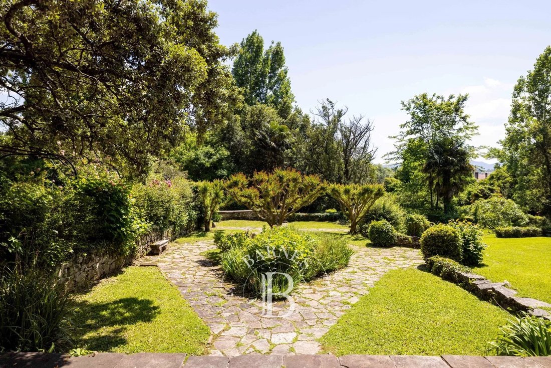 House in Chantaco, Saint-Jean-de-Luz, France 3 - 15936218
