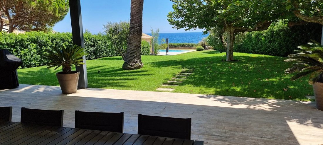 House in Ecarts, Roquebrune-sur-Argens, France 5 - 16136048