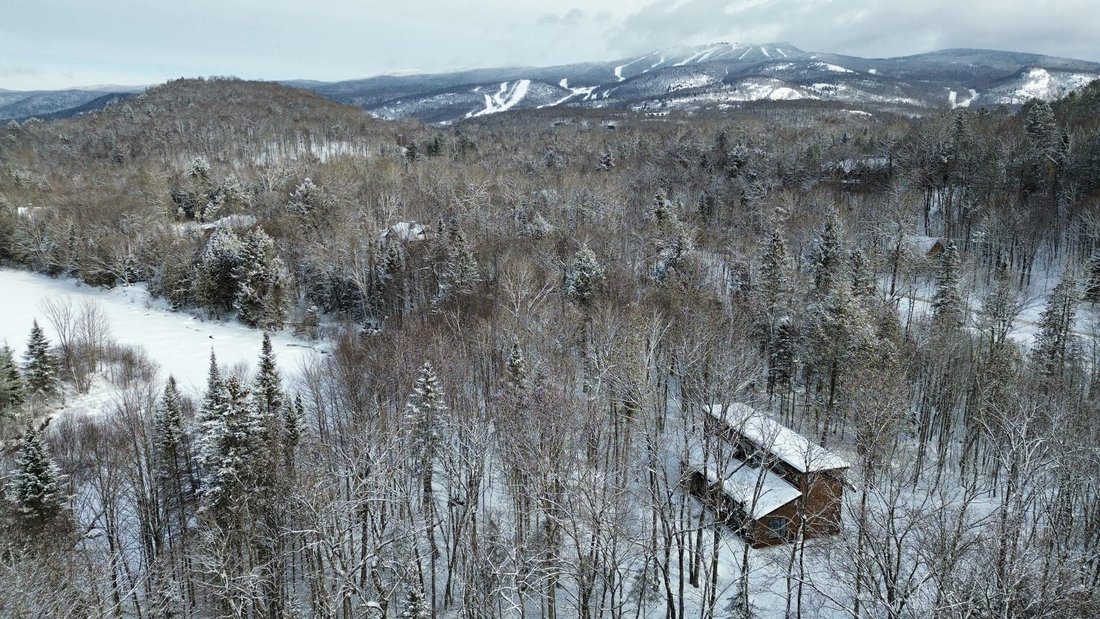 House in Sherbrooke, Quebec, Canada 1 - 15208044