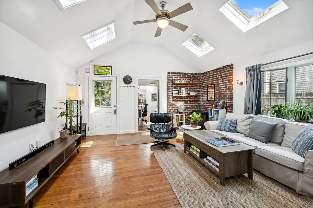 East Hampton, New York, United States 3 - 16142925