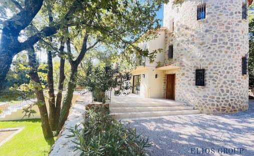 Villa in Nans-les-Pins, Provence-Alpes-Côte d'Azur, France 1