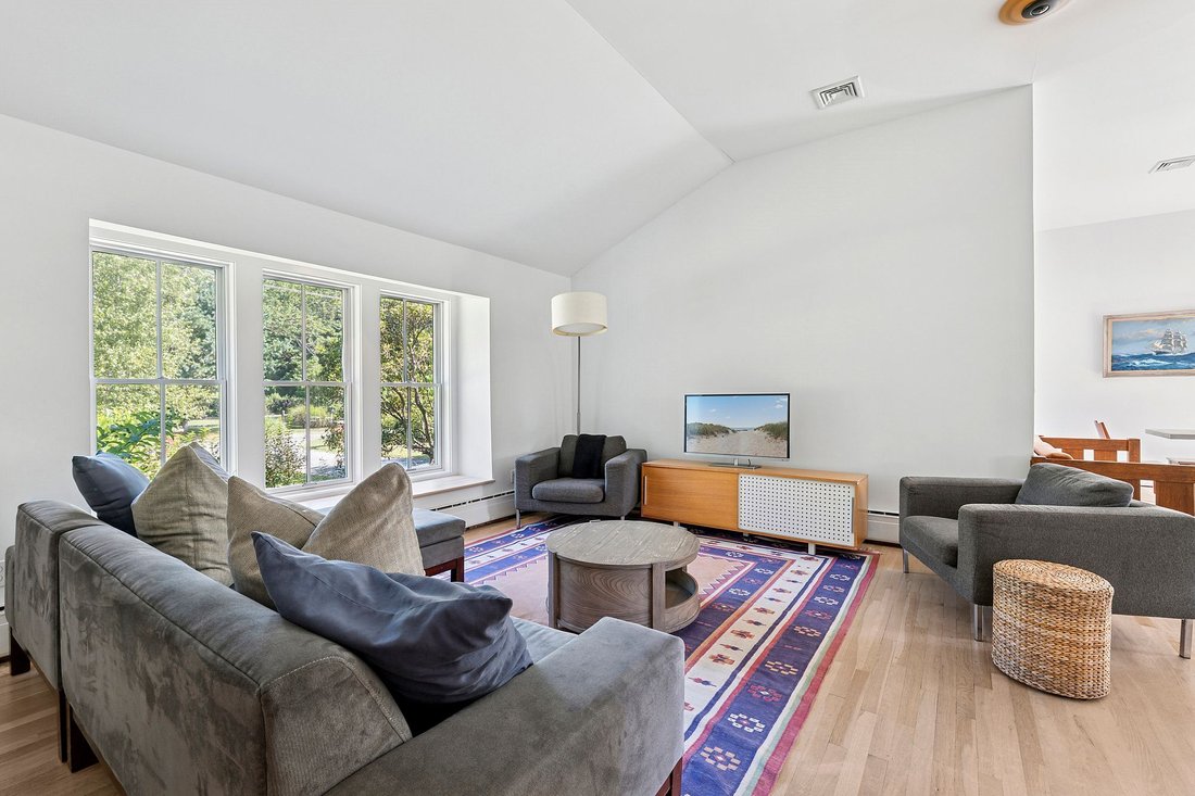 Sag Harbor, New York, United States 5 - 16138458