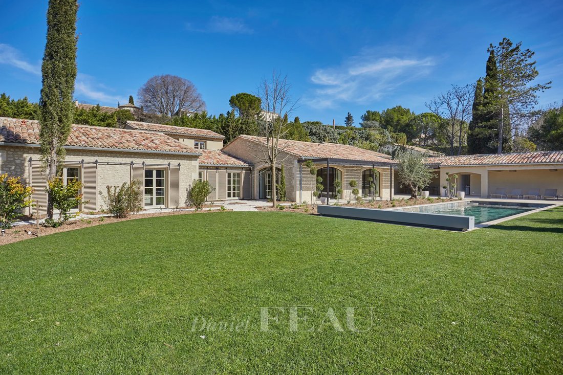 Casa a Paradou, Provenza-Alpi-Costa Azzurra, Francia 1 - 13545973